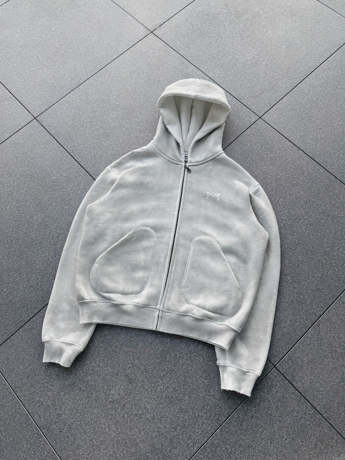 508683033_18038900678641675_7114937562275547924_n MERTRA DIRT HOOD